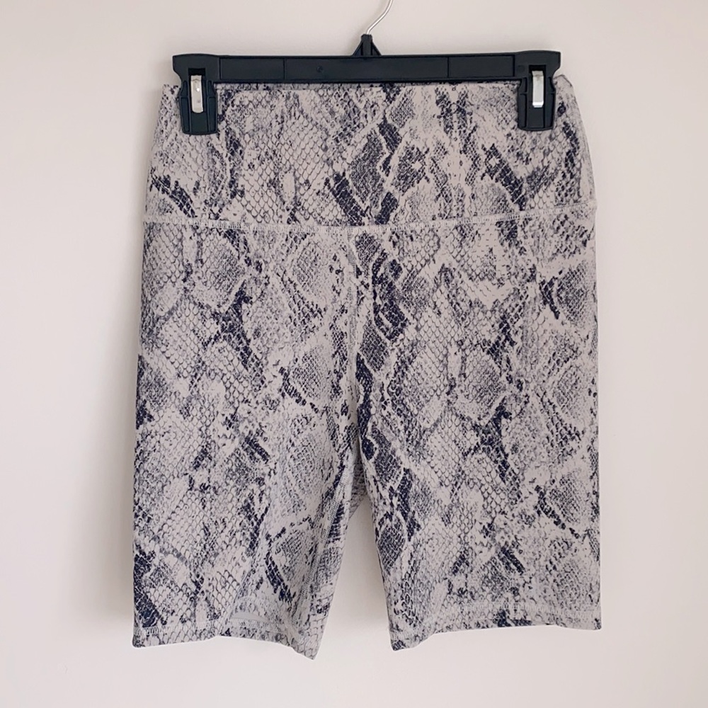 Alo Snake Spandex Biker Shorts Size M
